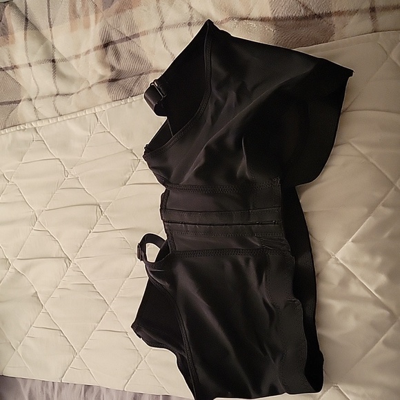 Brand new back slimming Bra - Picture 2 of 3